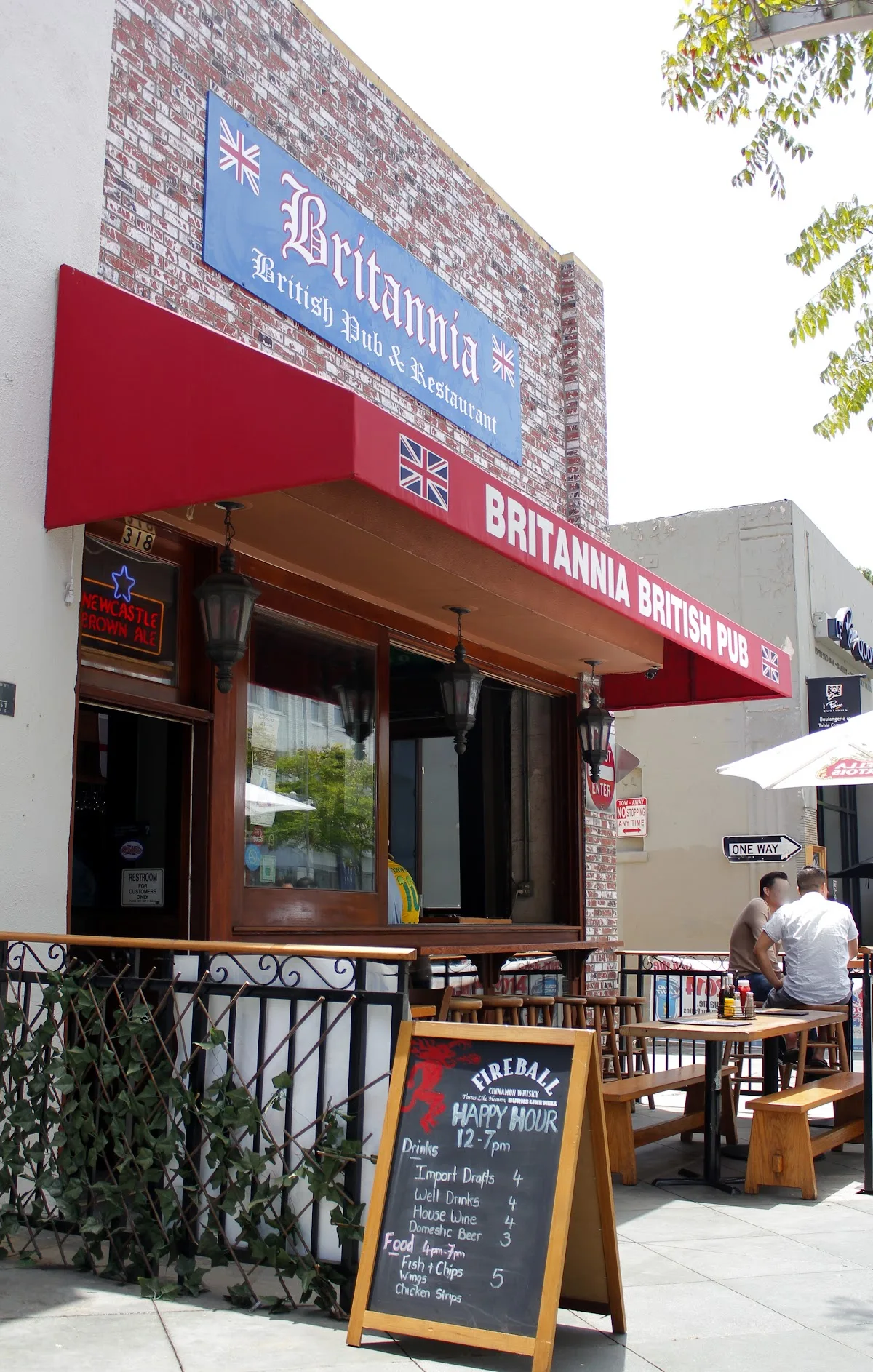 Britannia Pub