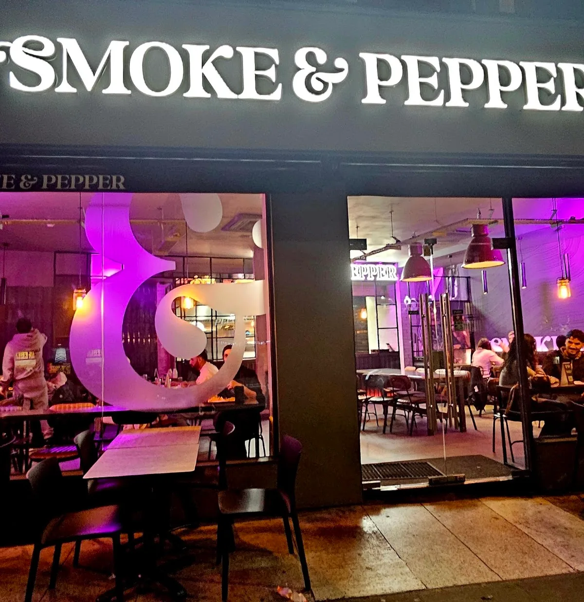 Smoke & Pepper (Bloomsbury)