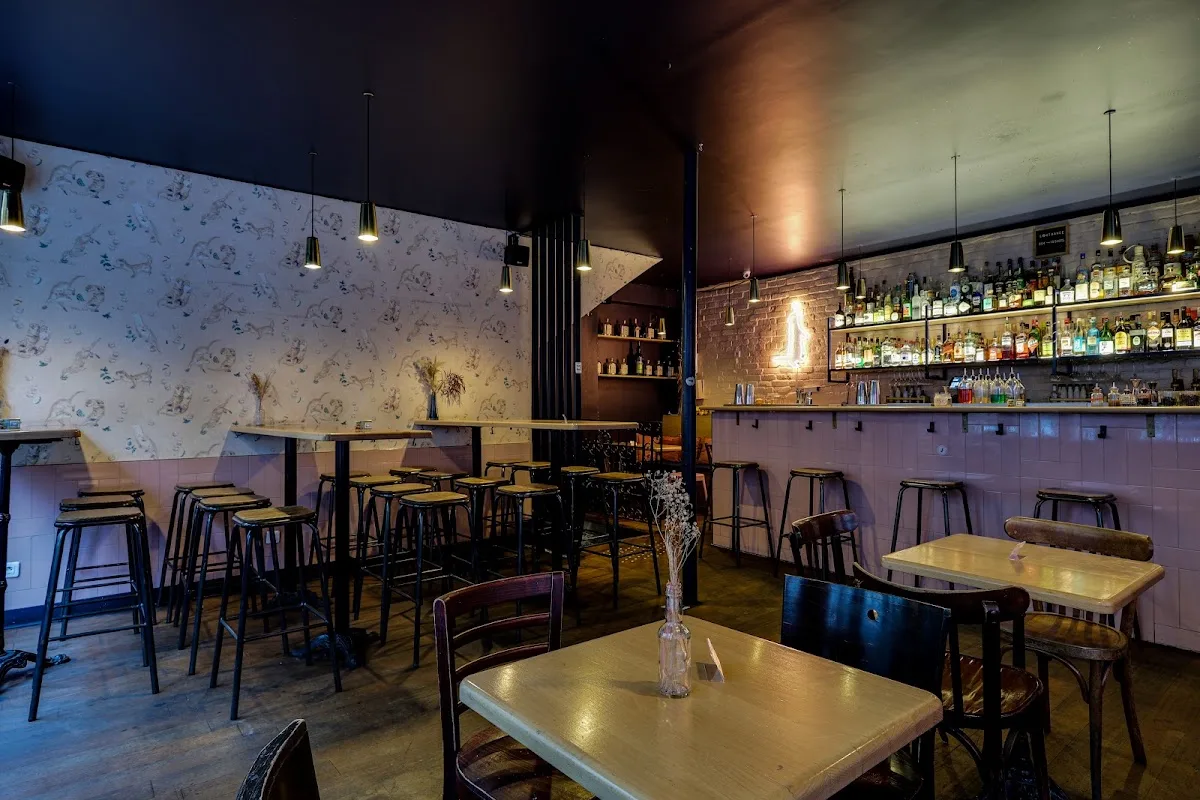 La Loutre Bar