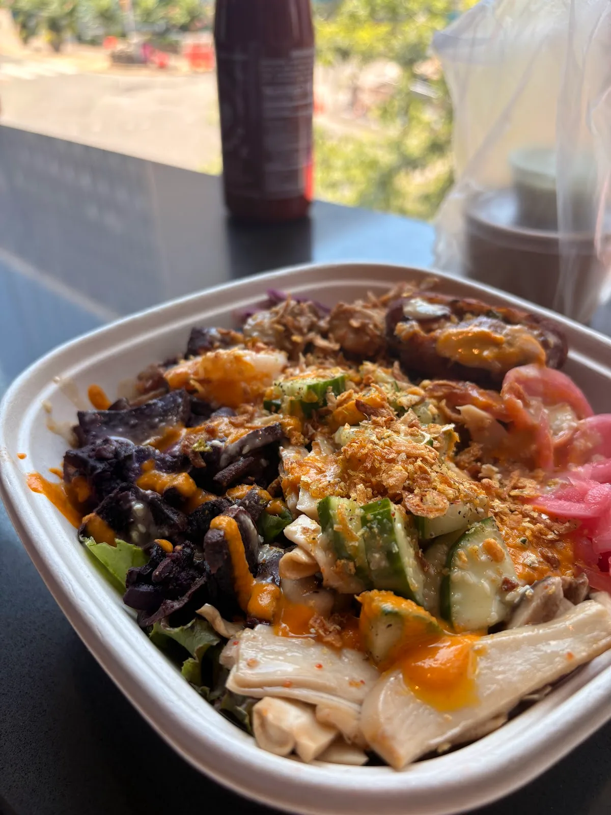 HAPPY EATERY