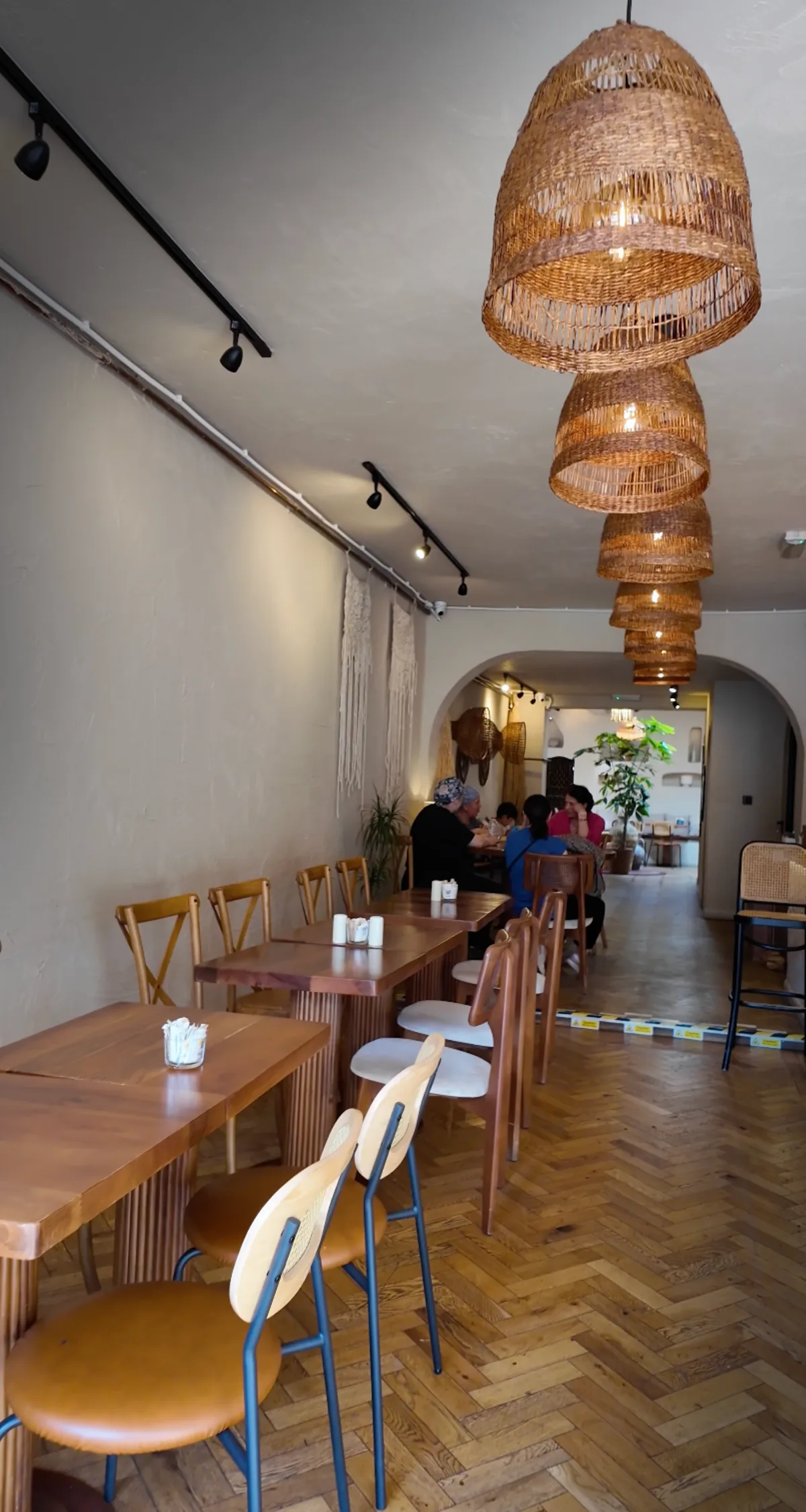 Chakra Cafe (Coffee, Breakfast & Brunch)