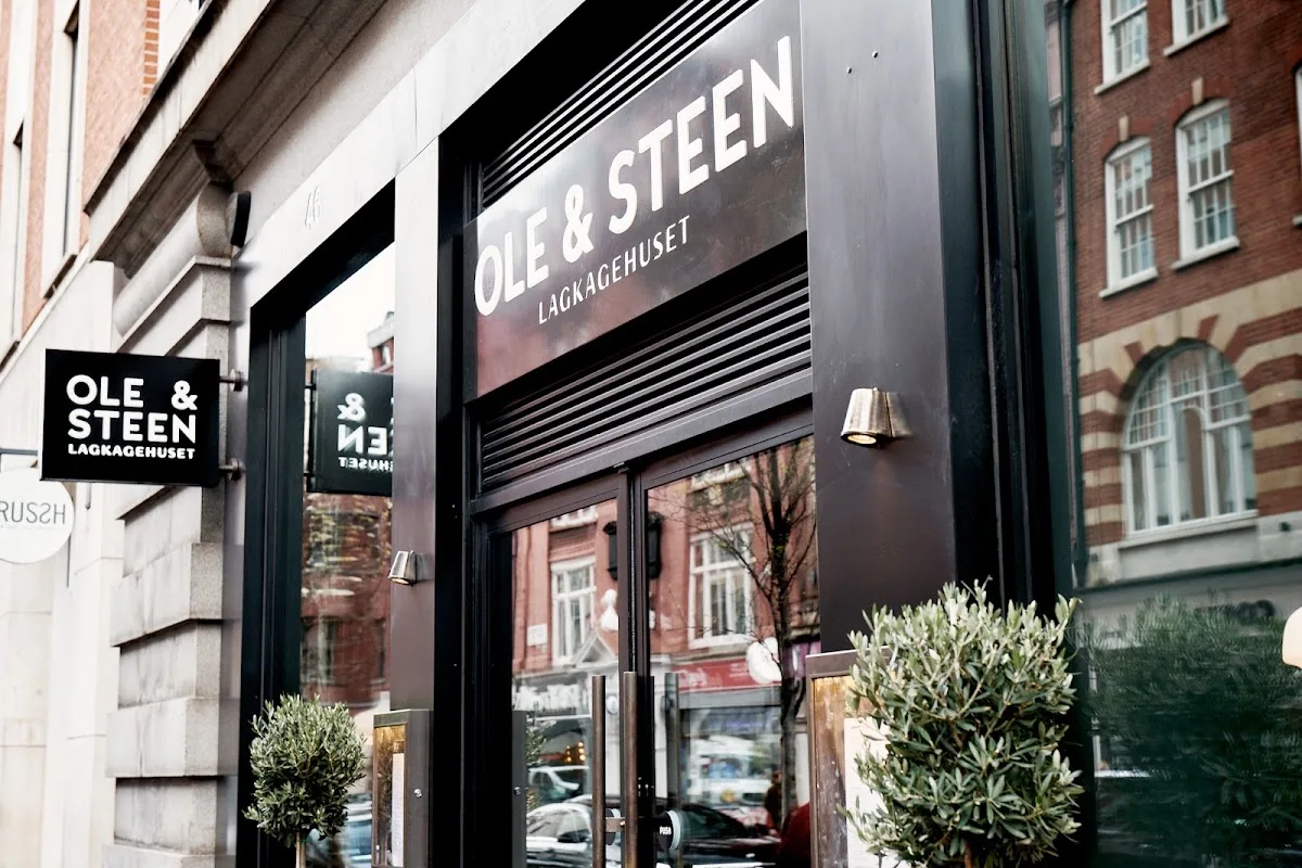 Ole & Steen
