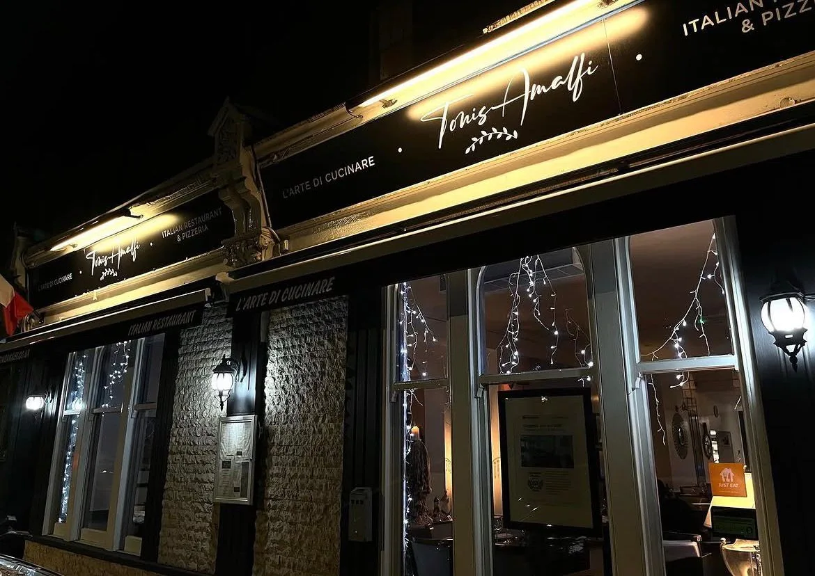 Tonis Amalfi Italian Restaurant & Pizzeria