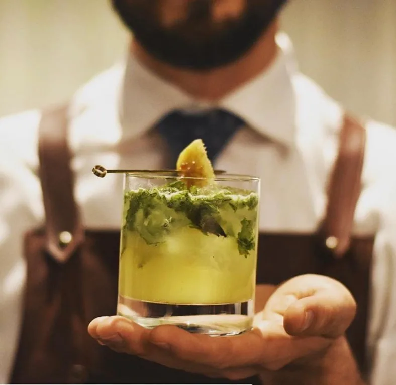 Quadrant Bar & Lounge