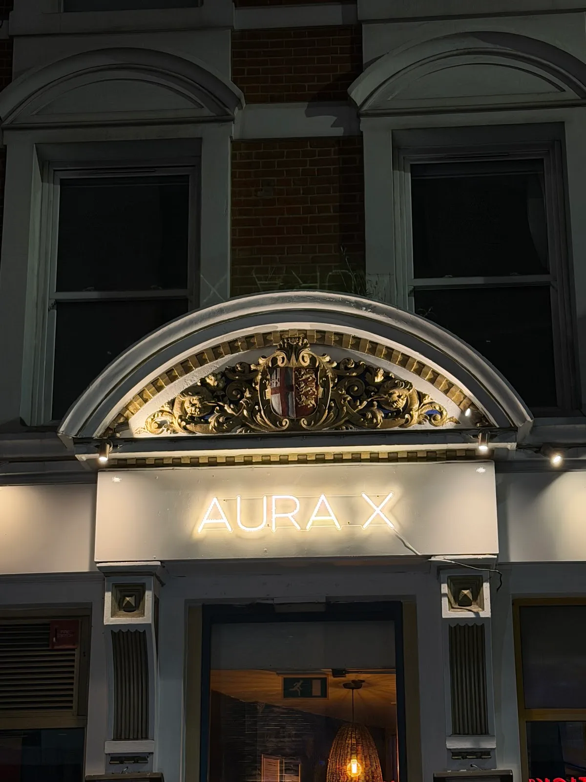 Aura x