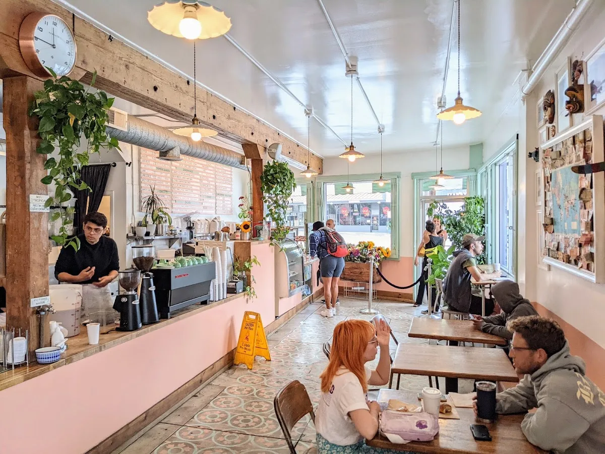 Café Tropical