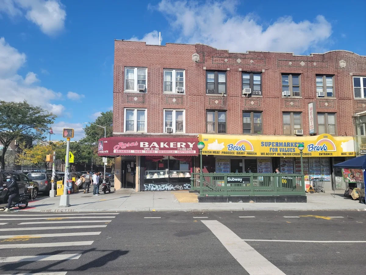 Las Rosas Bakery