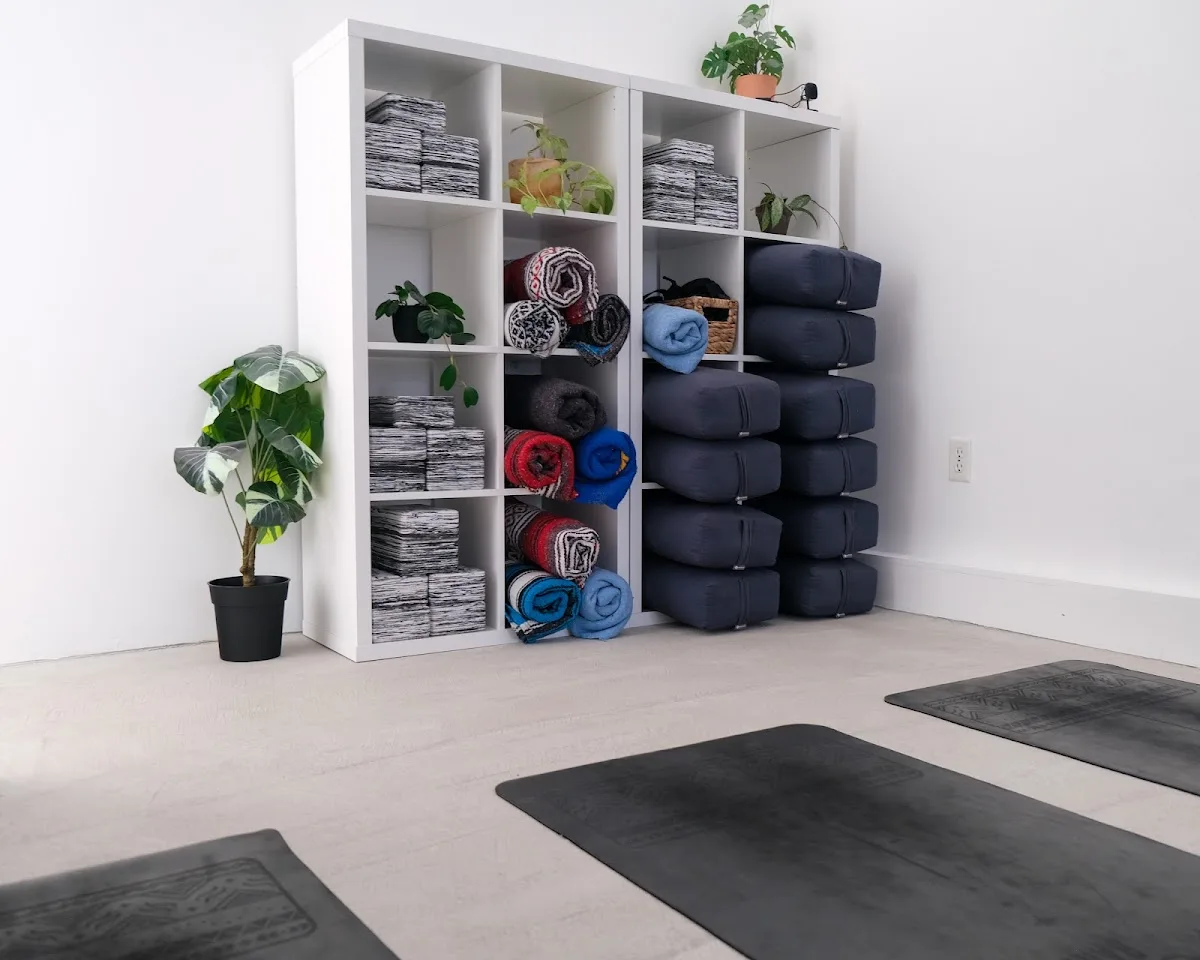 Empowered Yoga Studio - West Adams🧘