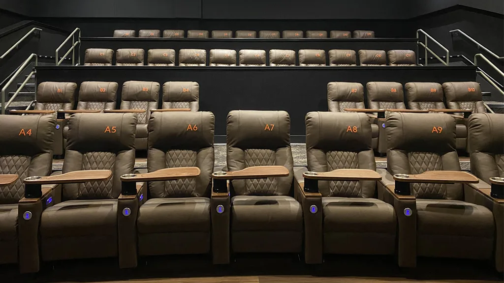 Regal Sherman Oaks Galleria