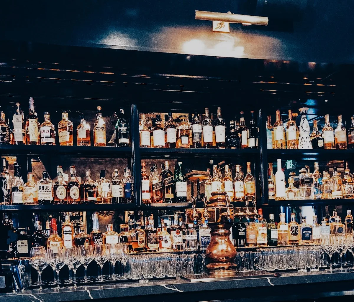 Georgia’s Lounge