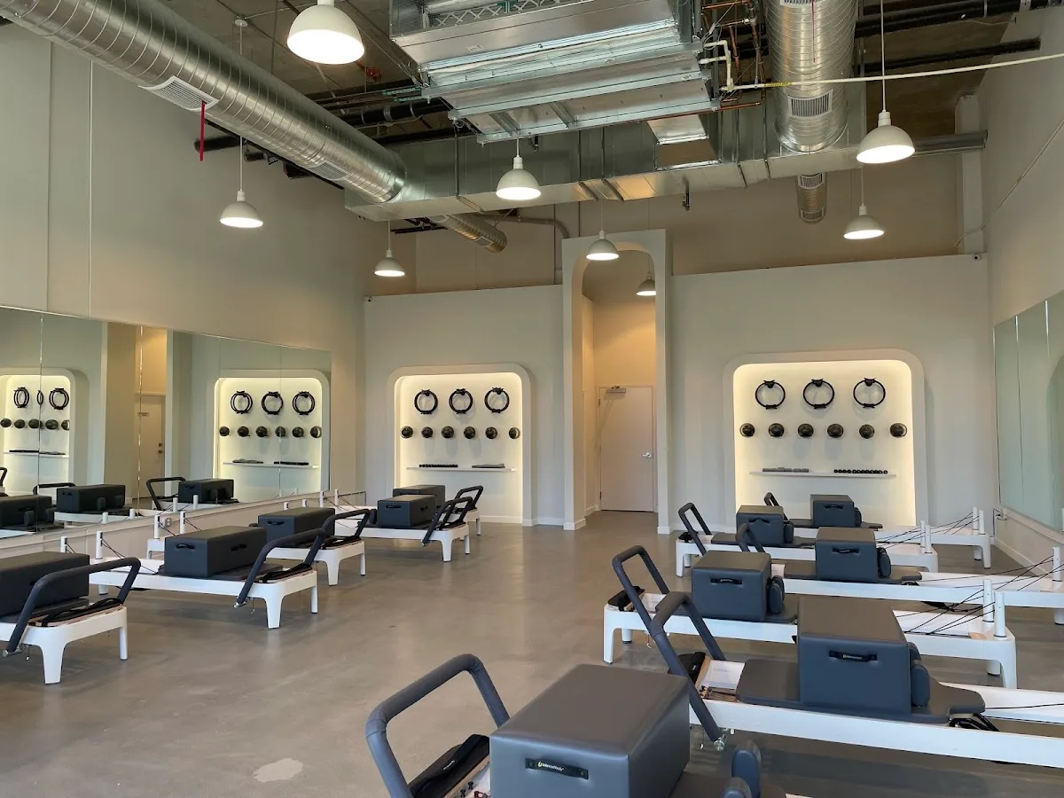 Flow Pilates DTLA