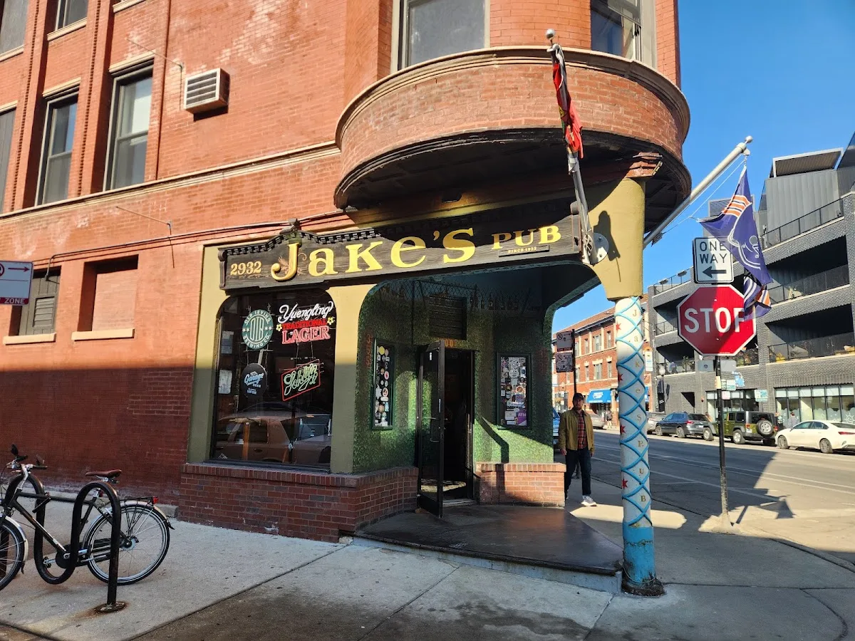 Jake's Pub