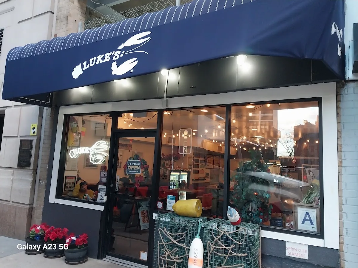 Luke's Lobster