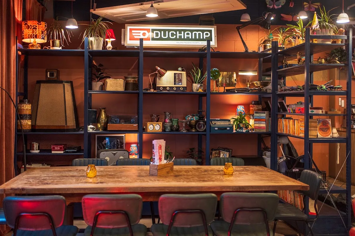 Outpost | Bar - Kitchen - Lounge