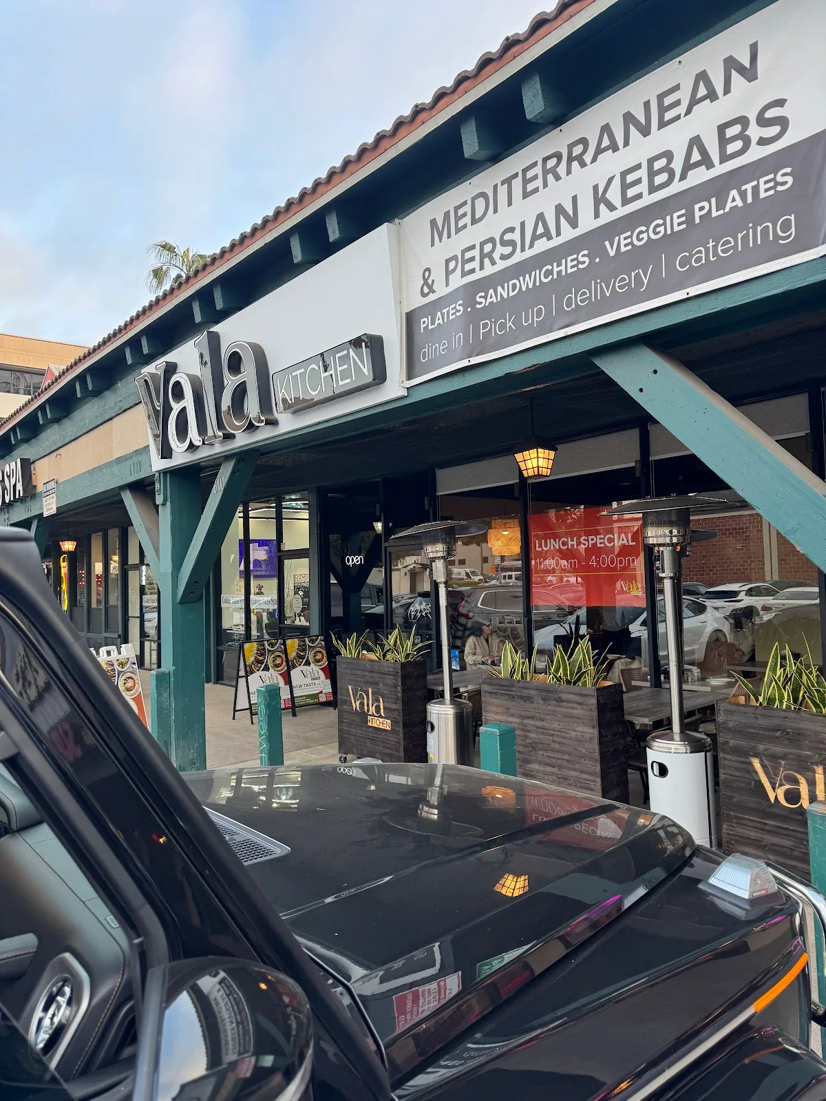 Vala Kitchen
