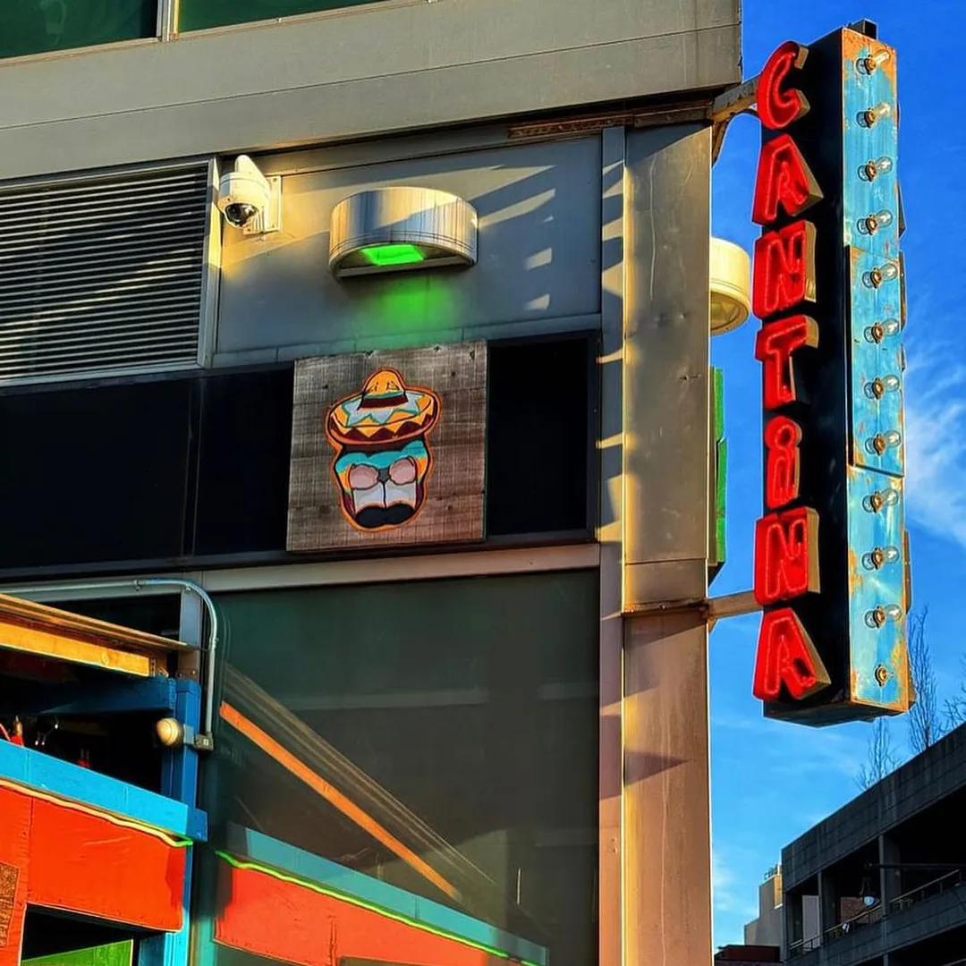Skinnys Cantina