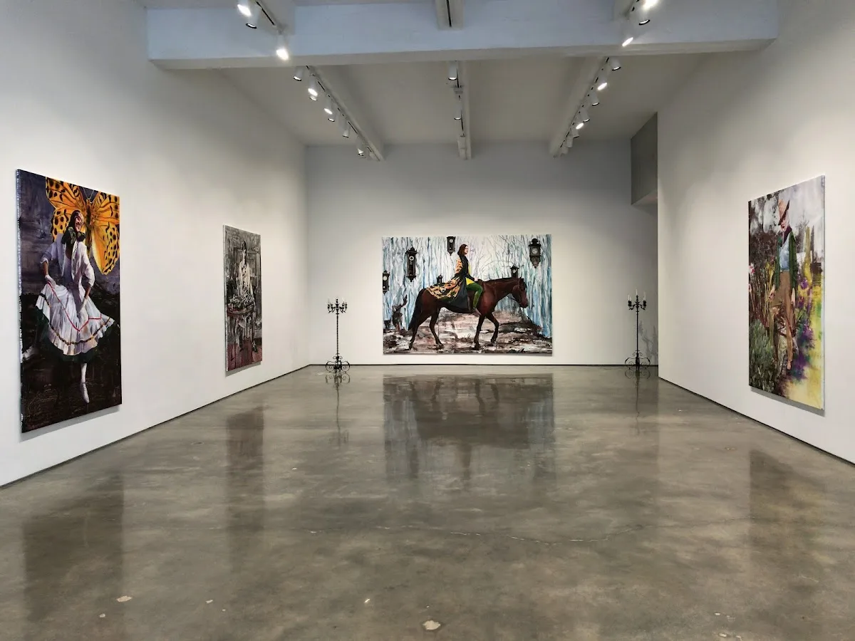 Metro Pictures