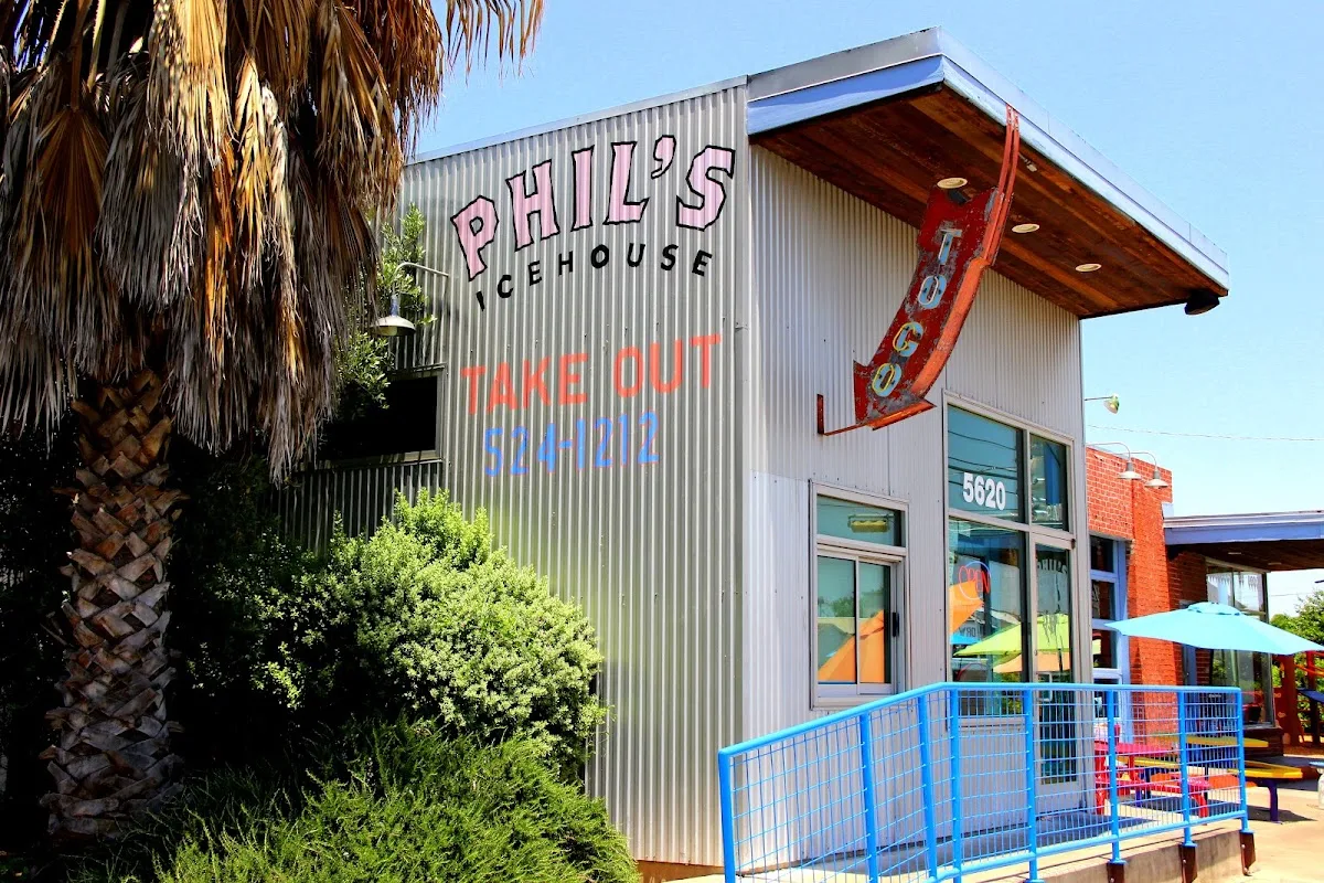Phil's Ice House