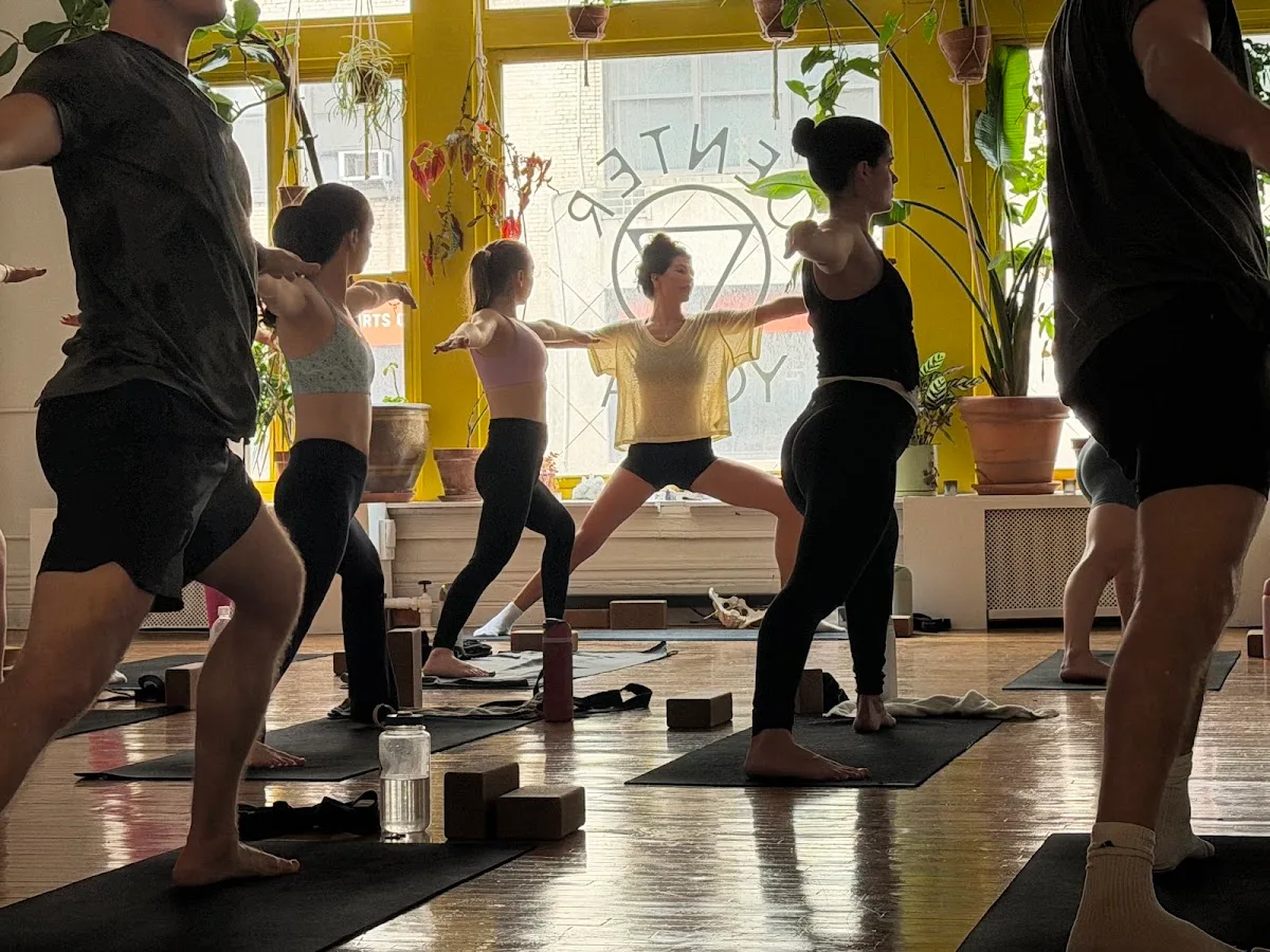 Center Yoga