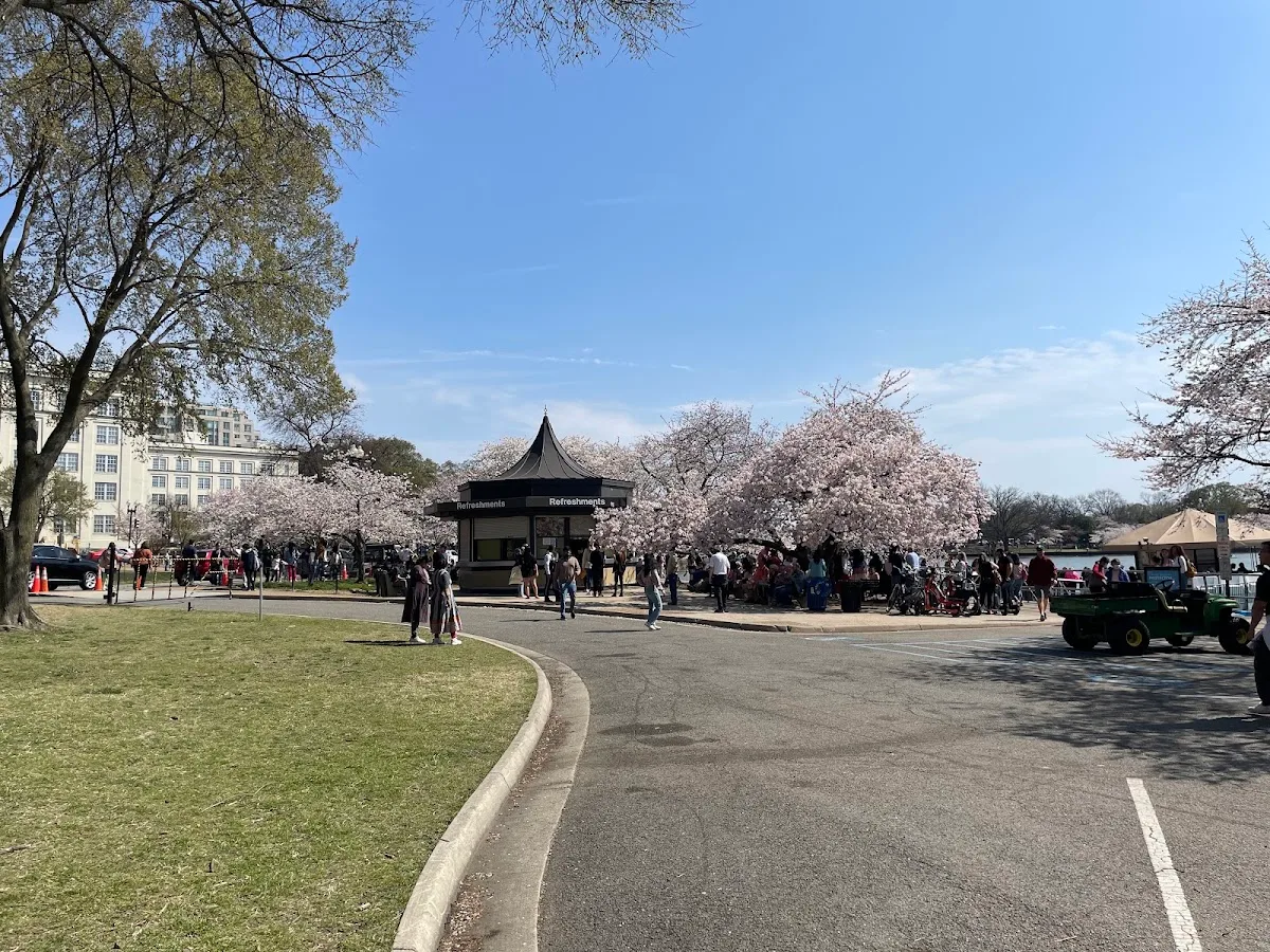 Tidal Basin Food Kiosk