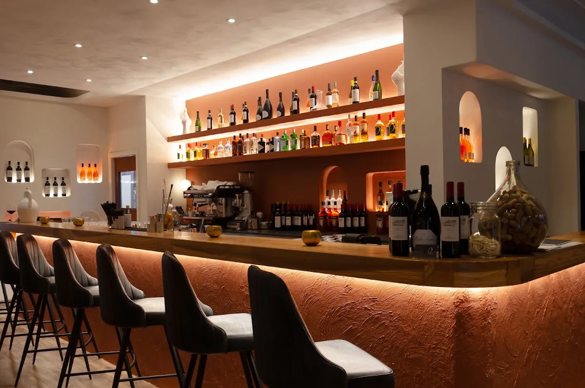 Akara Restaurant