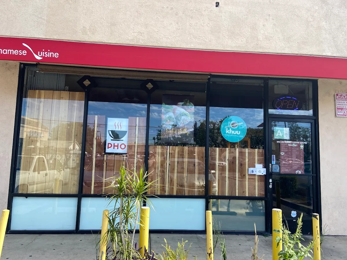 Khuu Bistro