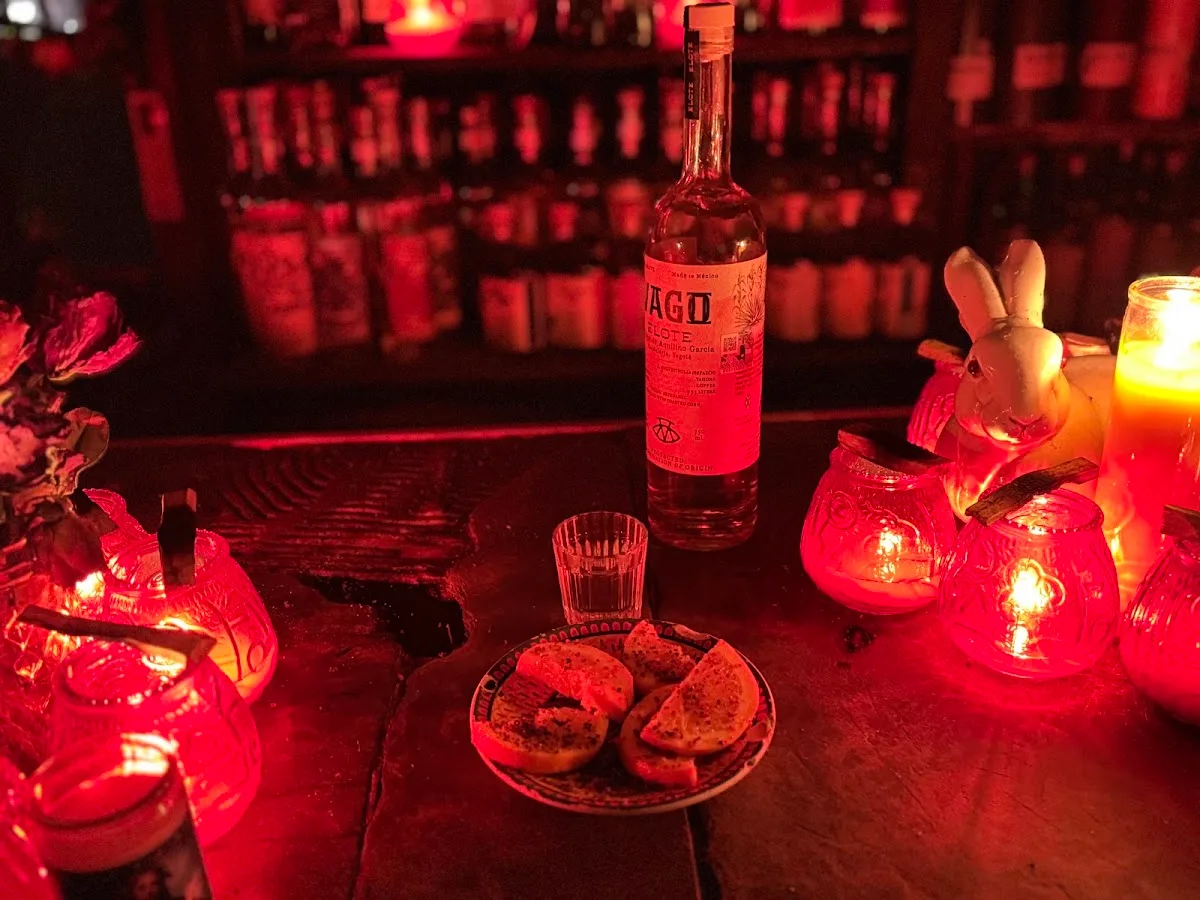 Mezcalería Tobalá