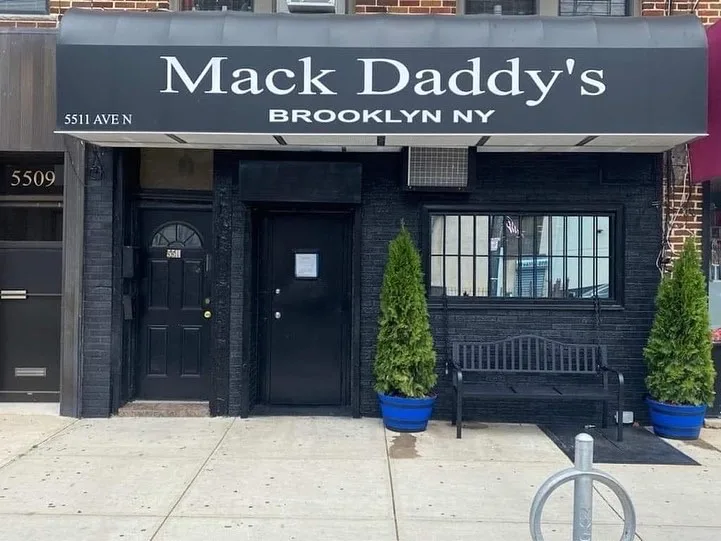 Tommy Mac's Pub