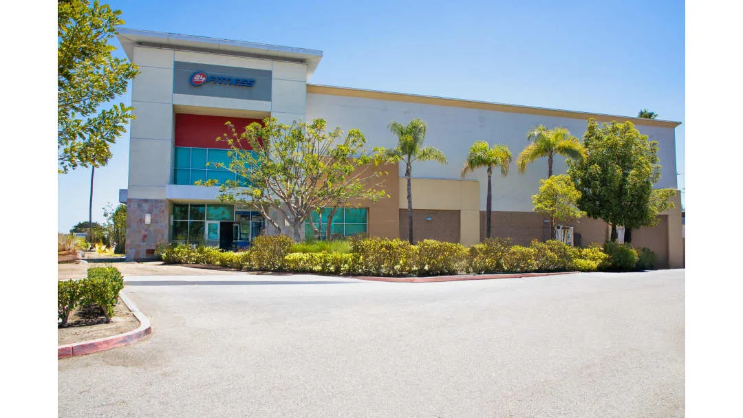 24 Hour Fitness