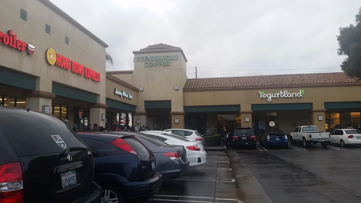 Yogurtland Gardena