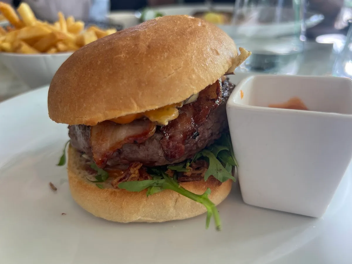 Le Coq - Pub, Brasserie & Bar des sports