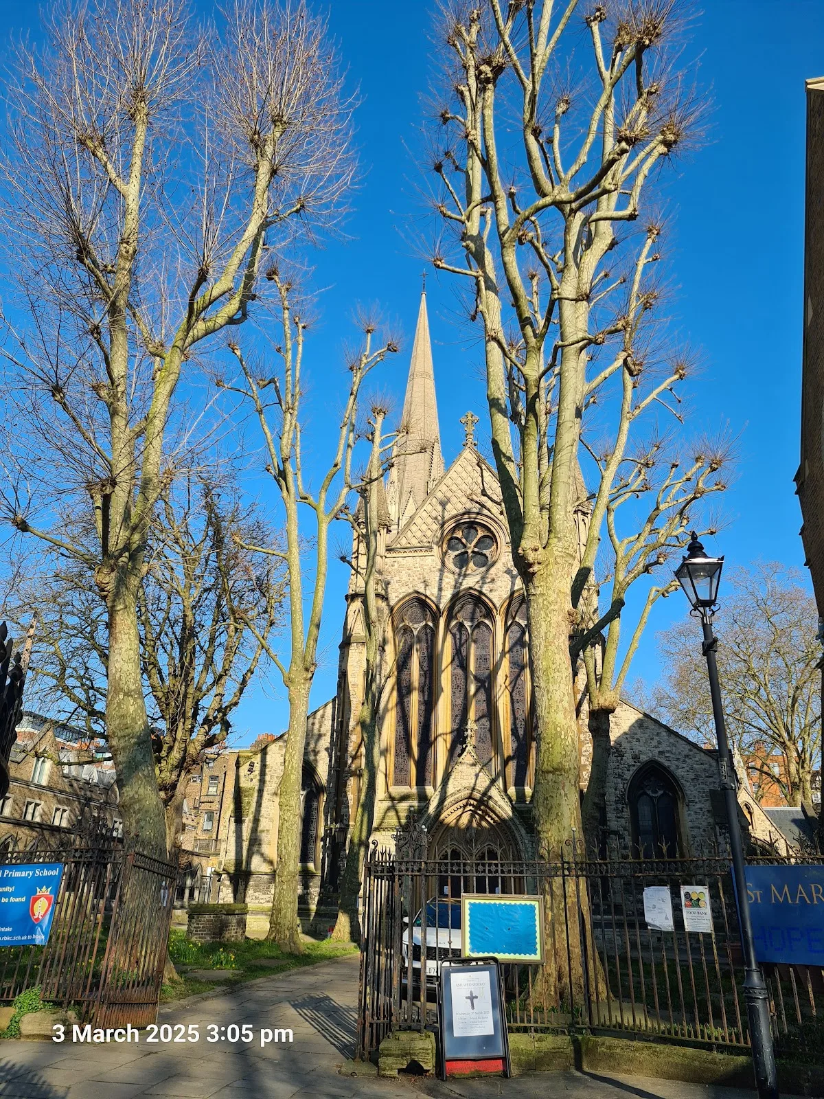 Saint Mary Abbots Gardens