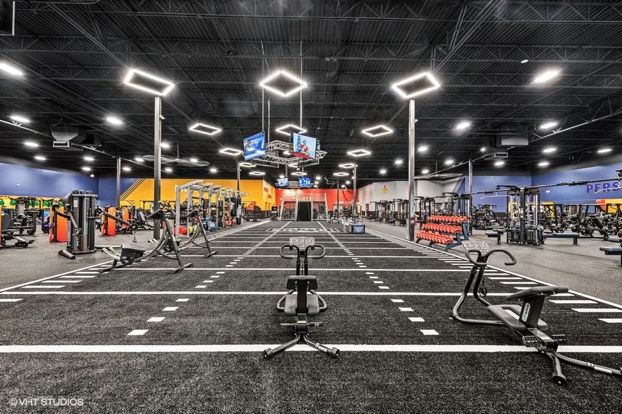 Crunch Fitness