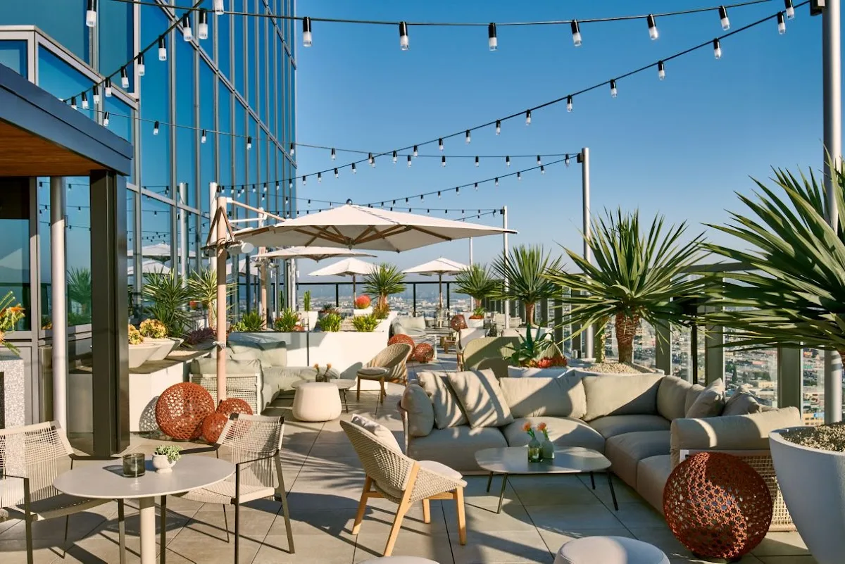 La Lo La Rooftop