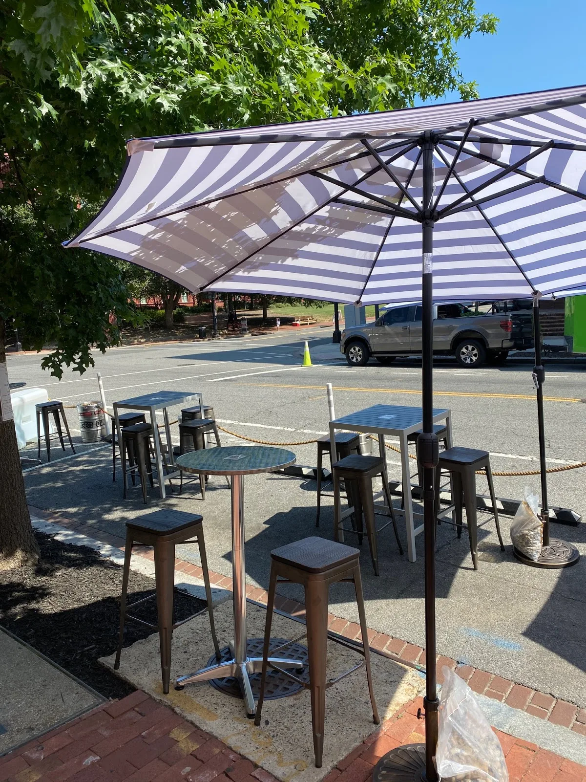Family Dinette