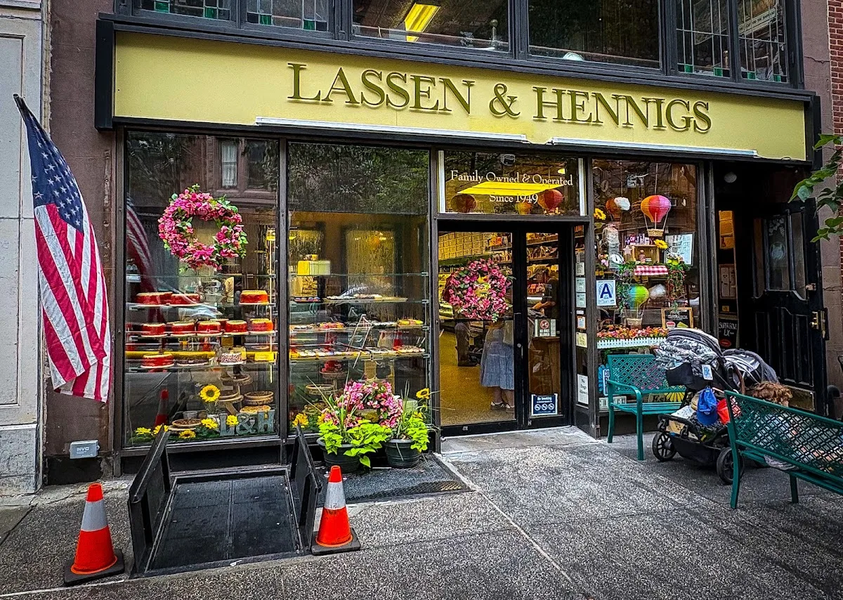 Lassen & Hennigs