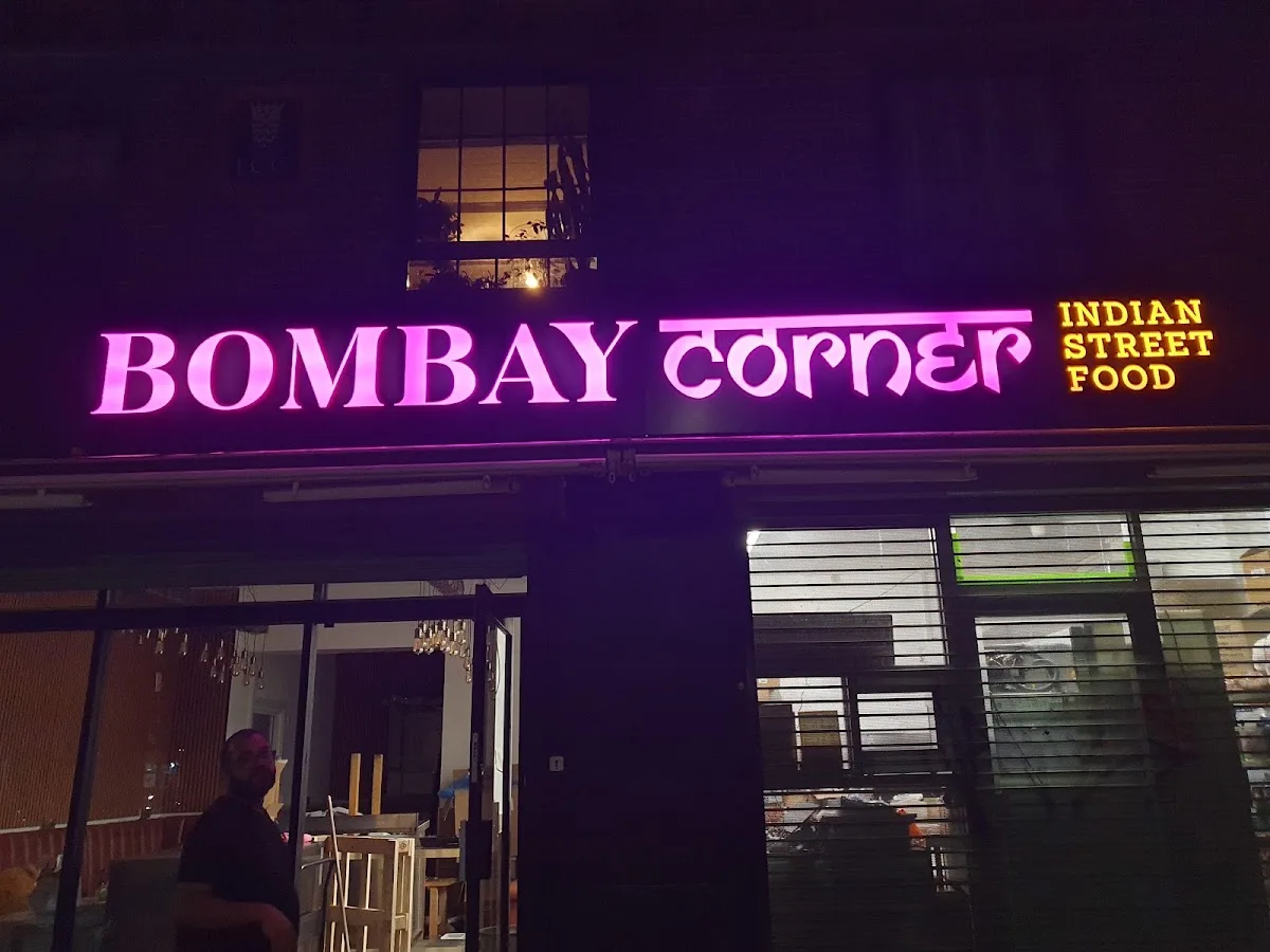 Bombay Corner - Nile Street - Indian Street Food