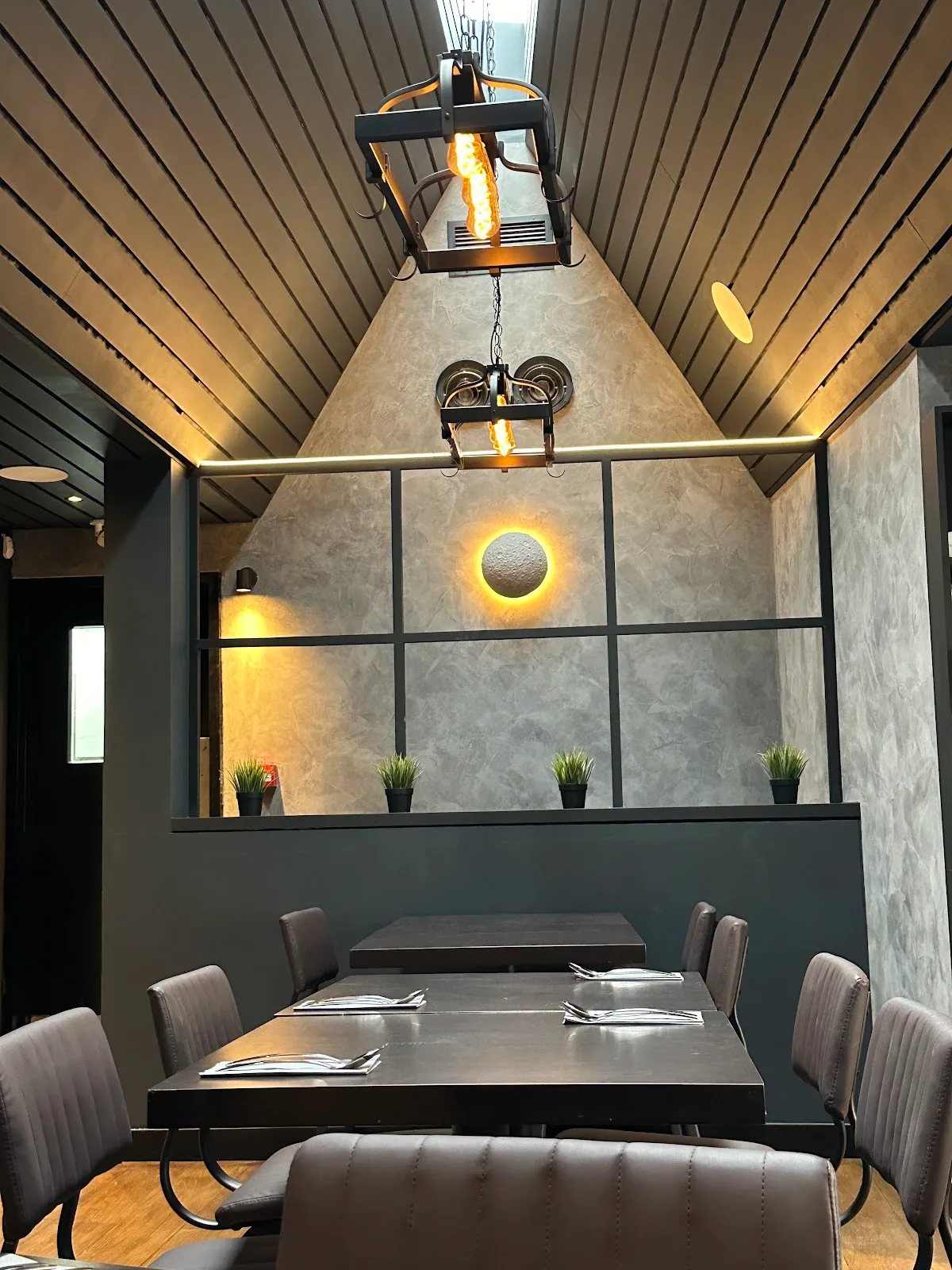 Nine-O Thai Bistro