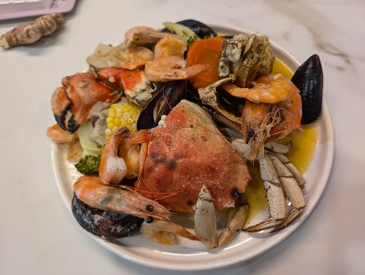 AB Fish Market & Food