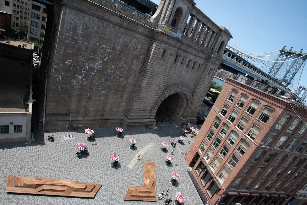 Dumbo Station