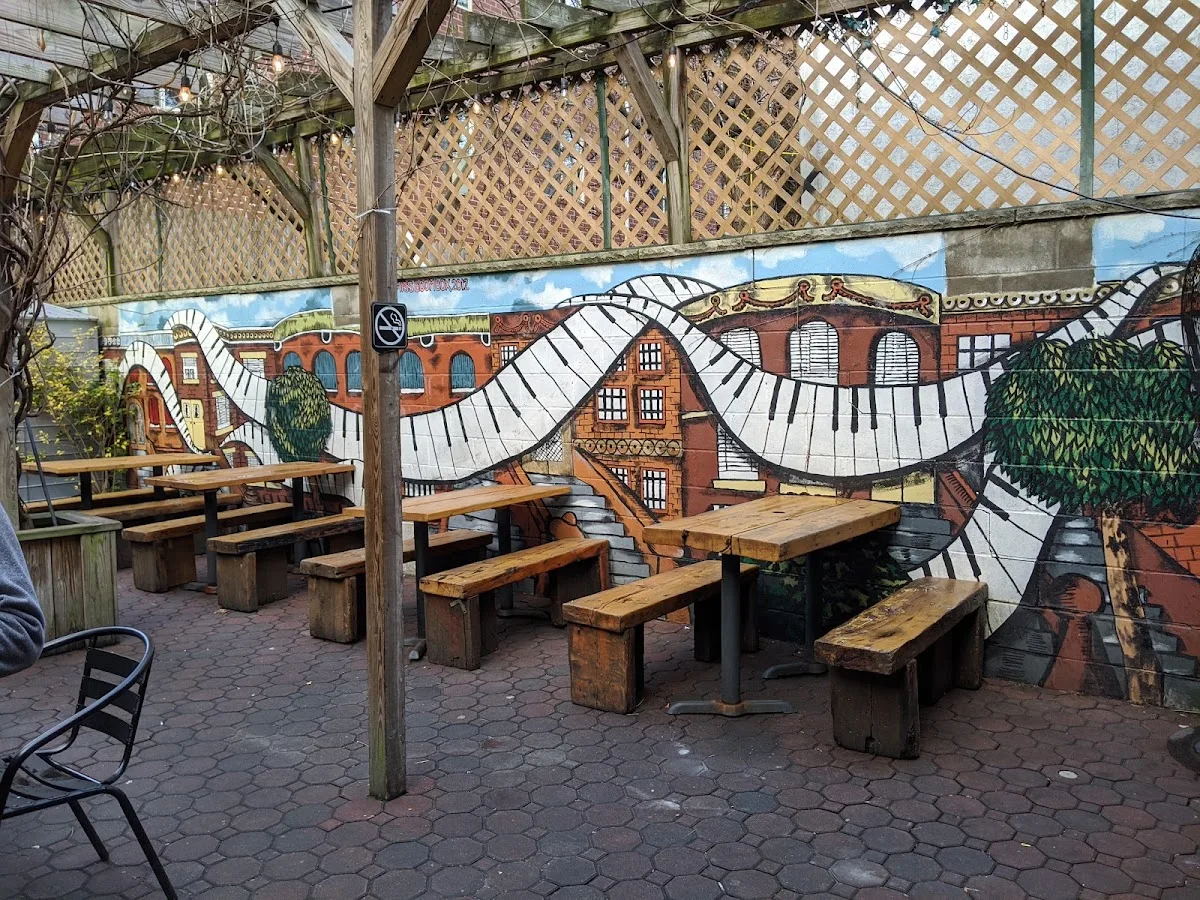 Rustik Tavern