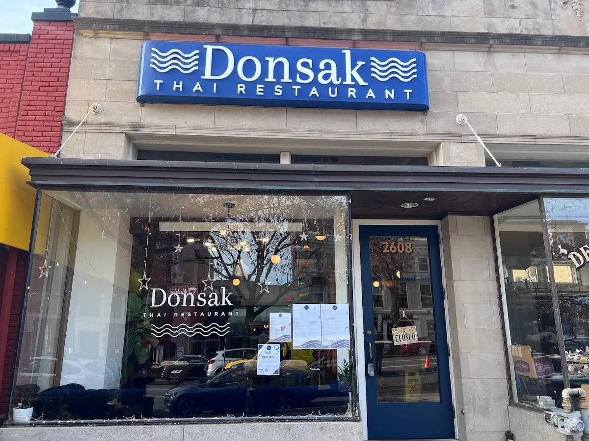 Donsak Thai Restaurant 