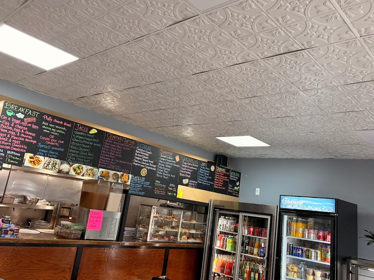 Taquitos y Café