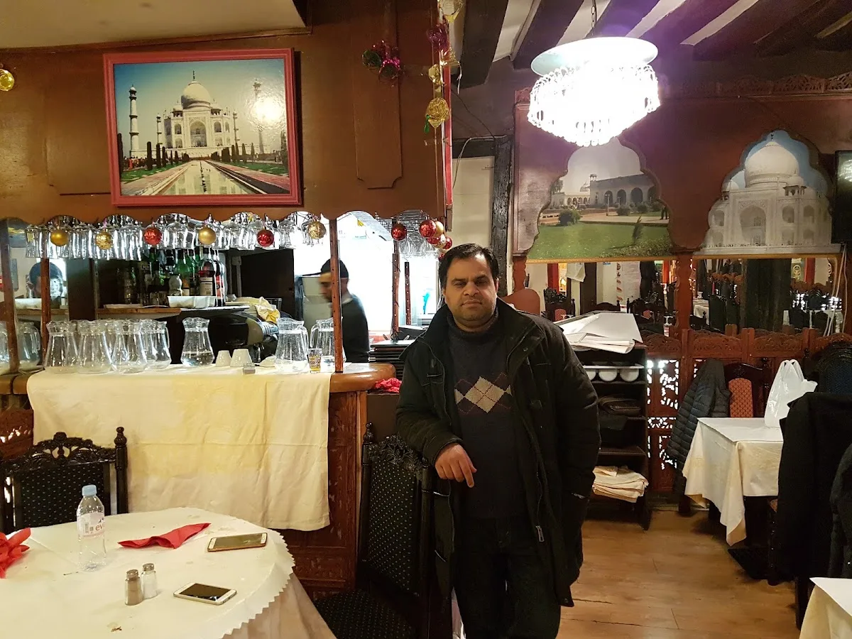 Samina Restaurant Indian