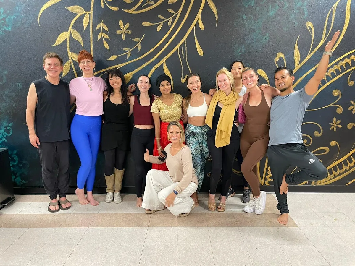 Veda Yoga - La Cienega