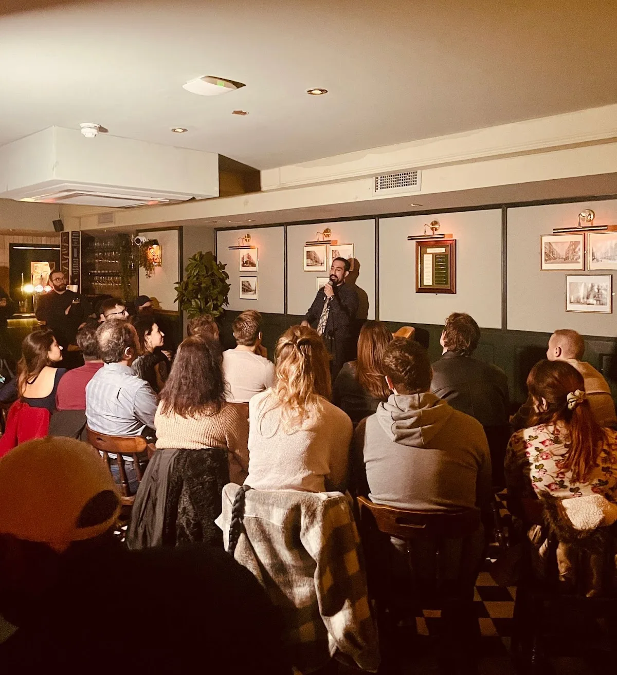 Square Go Comedy Club - Gunmakers