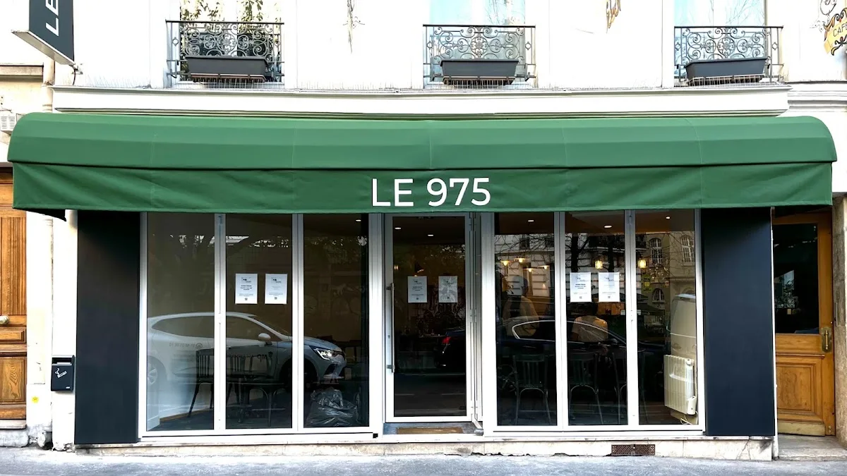 Le 975