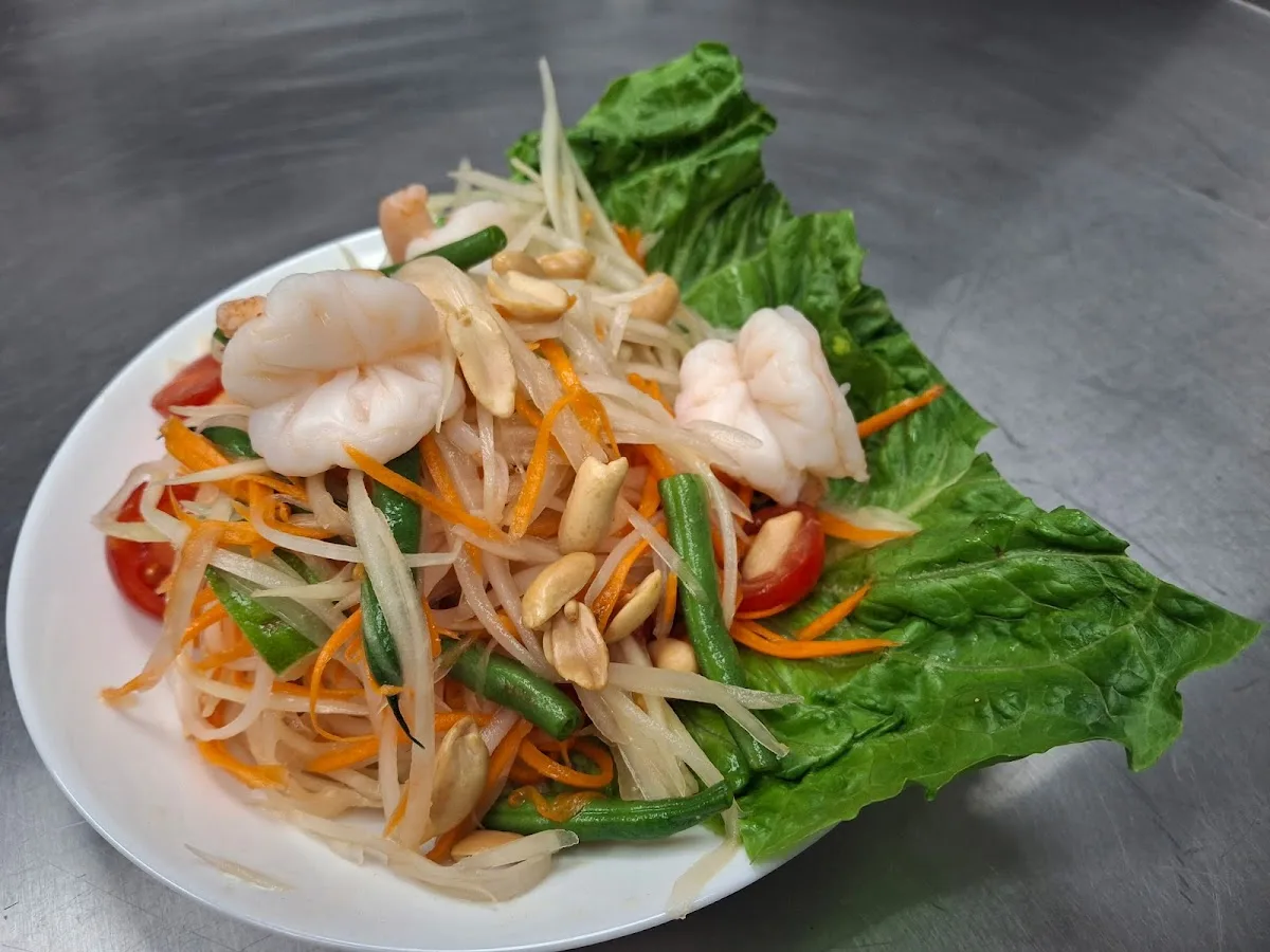 Hot noods LA- thai and chinese to go