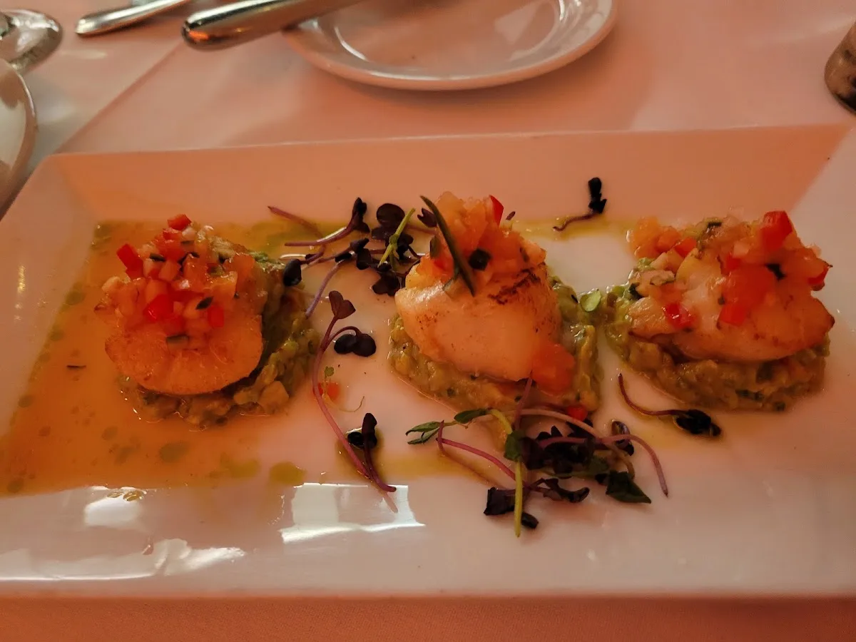 Niles NYC Bar & Restaurant