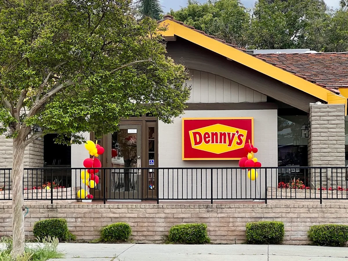 Denny's Restaurant